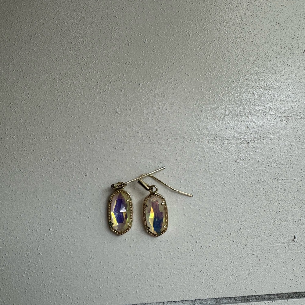 Kendra Scott Lee Earrings - Picture 3 of 4